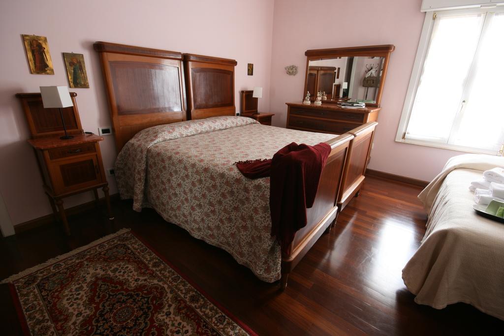 Corte Posta B&B - Parcheggio E Bagno In Camera Mantova Room photo